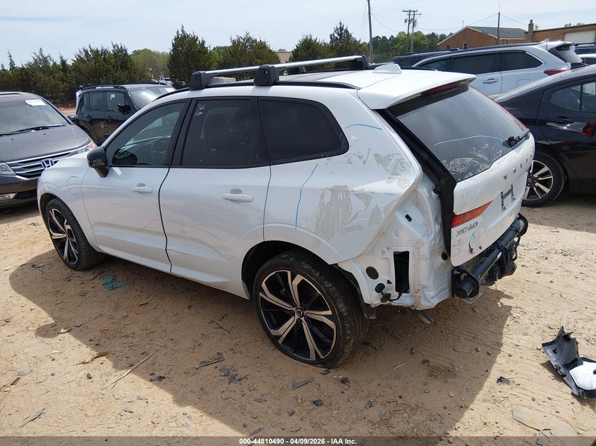 2023 Volvo Xc60 Recharge Plug-In Hybrid T8 Ultimate Dark Theme