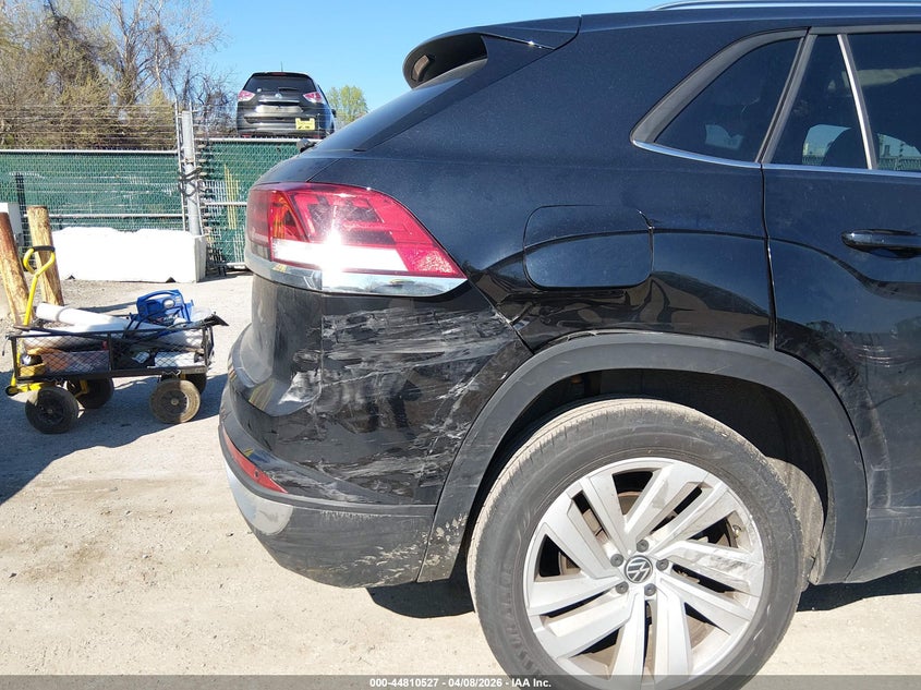 2023 Volkswagen Atlas Cross Sport 3.6L V6 Se W/Technology VIN: 1V2WE2CA5PC210757 Lot: 44810527