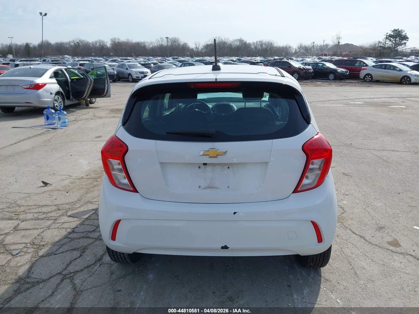 2020 Chevrolet Spark 1.4 Fwd 1Lt Automatic white Lot 111044810581 Vin KL8CD6SA9LC449442