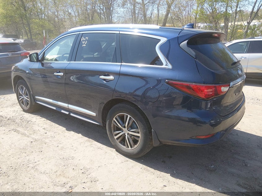 2016 INFINITI QX60 auction photo 3