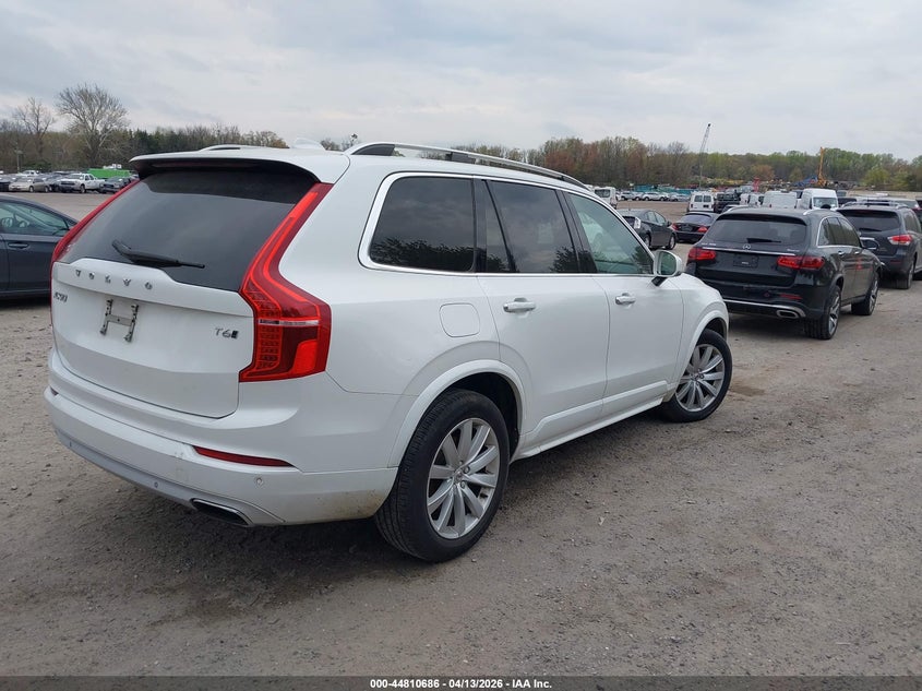 2016 Volvo Xc90 T6 Momentum