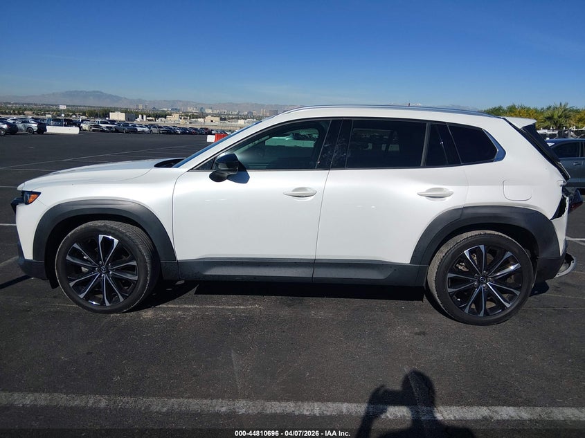 2023 Mazda Cx-50 2.5 Turbo Premium Plus VIN: 7MMVABEY8PN120865 Lot: 44810696
