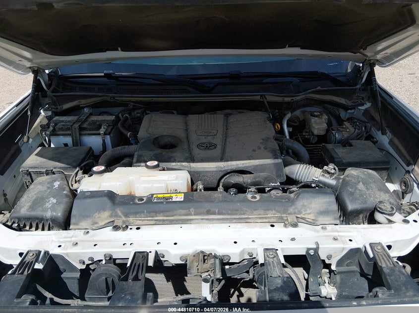 2022 Toyota Tundra Sr5 VIN: 5TFLA5DB4NX056170 Lot: 44810710