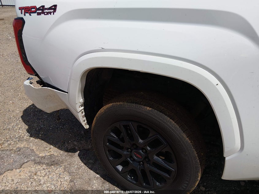 2022 Toyota Tundra Sr5 VIN: 5TFLA5DB4NX056170 Lot: 44810710