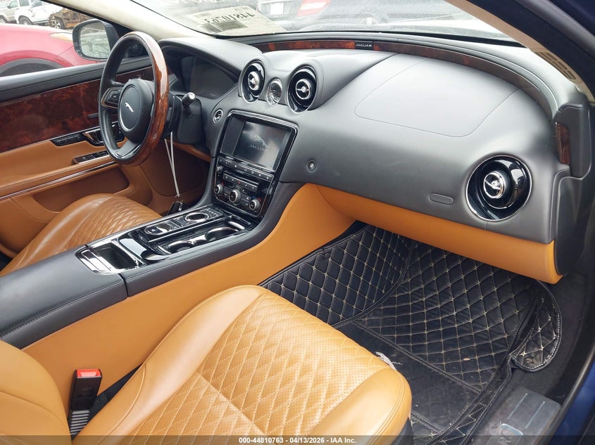 2016 Jaguar Xj Xjl Portfolio