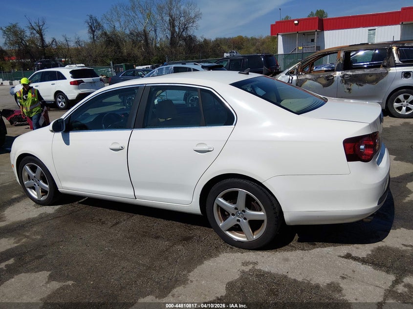 2008 Volkswagen Jetta Se/Sel VIN: 3VWRM71K68M121061 Lot: 44810817