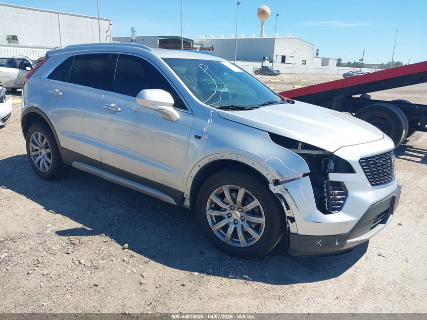 Vin: 1gyfzcr4xlf064730, lot: 45308093, cadillac xt4 fwd premium luxury 2020 img_1