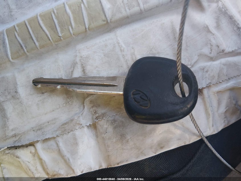 2002 Hyundai Santa Fe Gls/Lx VIN: KM8SC13D32U267841 Lot: 44810840