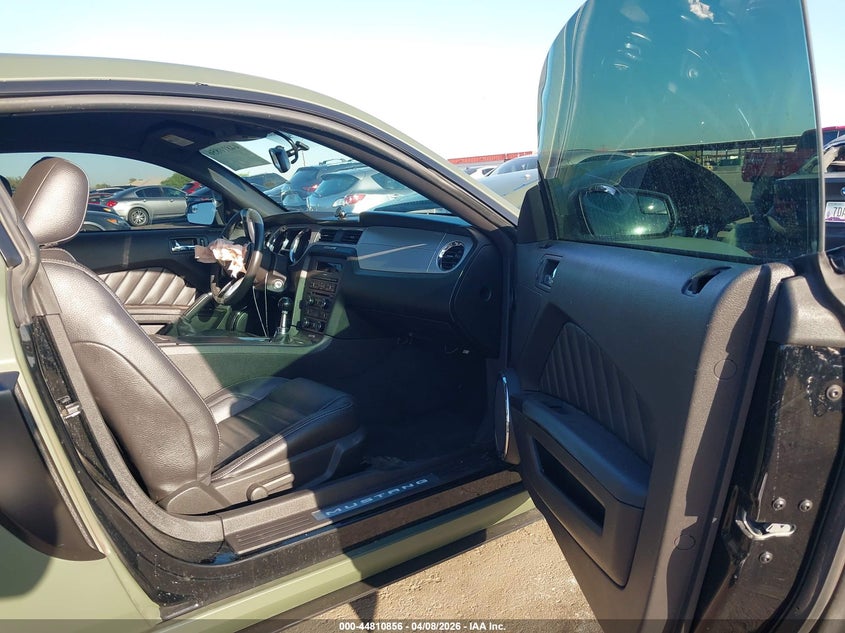 2011 Ford Mustang V6 Premium