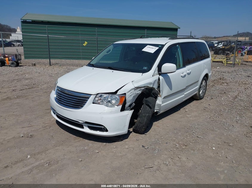 2016 Chrysler Town & Country Touring
