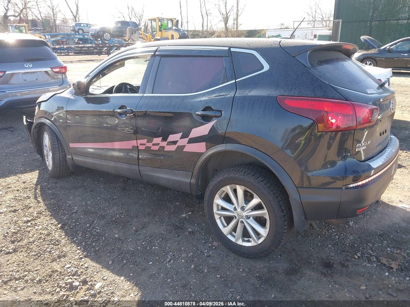 2017 Nissan Rogue Sport S