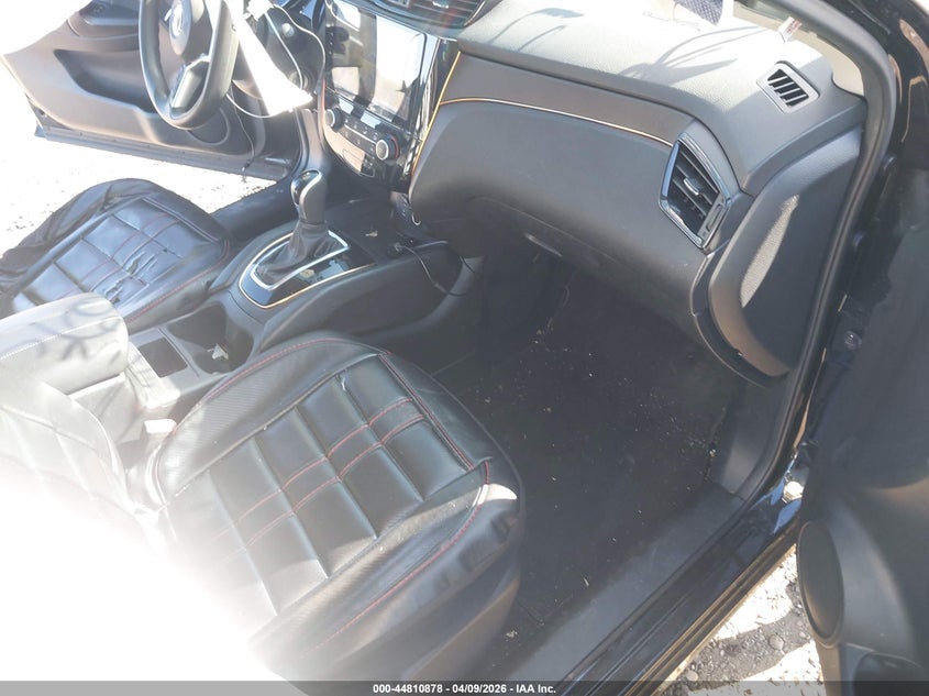 2017 Nissan Rogue Sport S