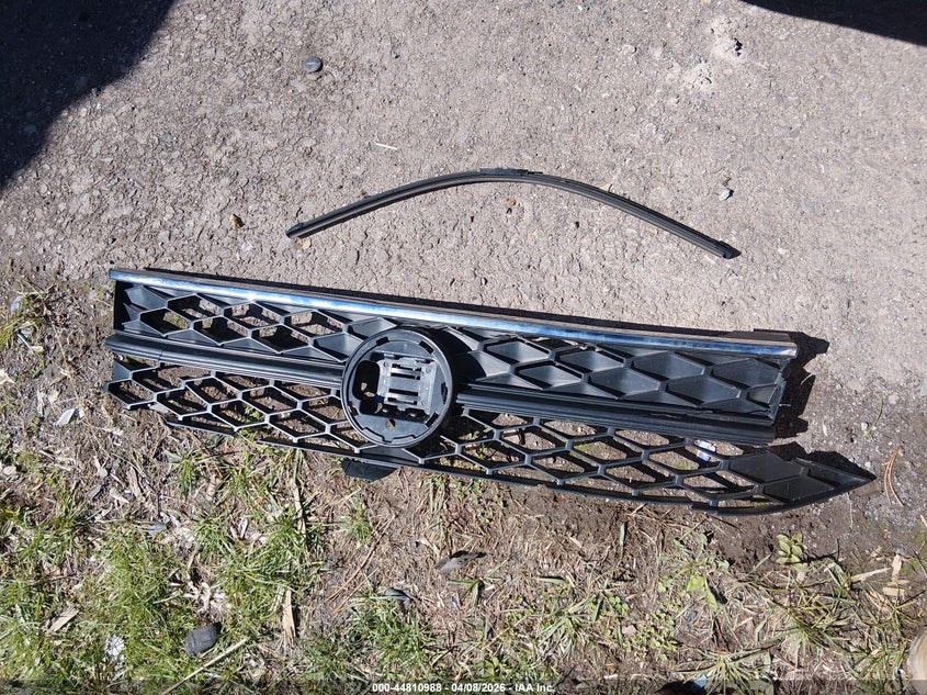 2022 Volkswagen Taos 1.5T S VIN: 3VVAX7B2XNM018695 Lot: 44810988