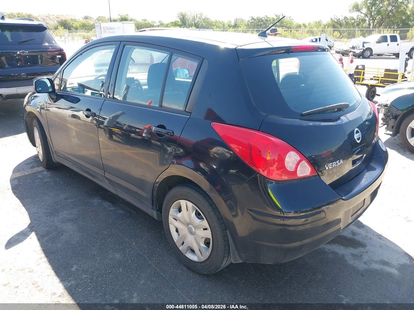 2010 Nissan Versa 1.8S
