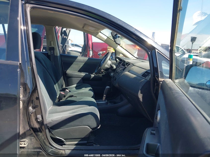 2010 Nissan Versa 1.8S