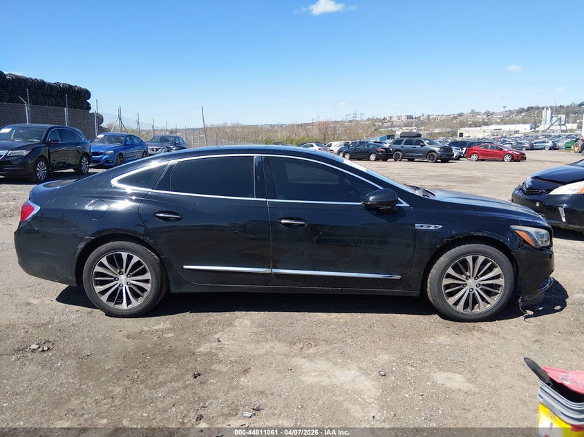 2017 Buick Lacrosse Essence VIN: 1G4ZP5SS4HU160882 Lot: 44811061