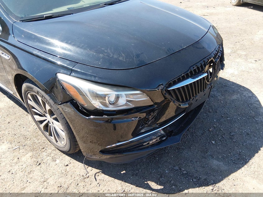 2017 Buick Lacrosse Essence VIN: 1G4ZP5SS4HU160882 Lot: 44811061