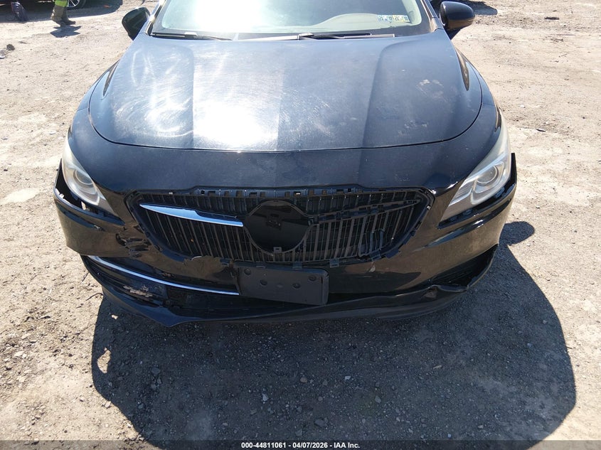 2017 Buick Lacrosse Essence VIN: 1G4ZP5SS4HU160882 Lot: 44811061