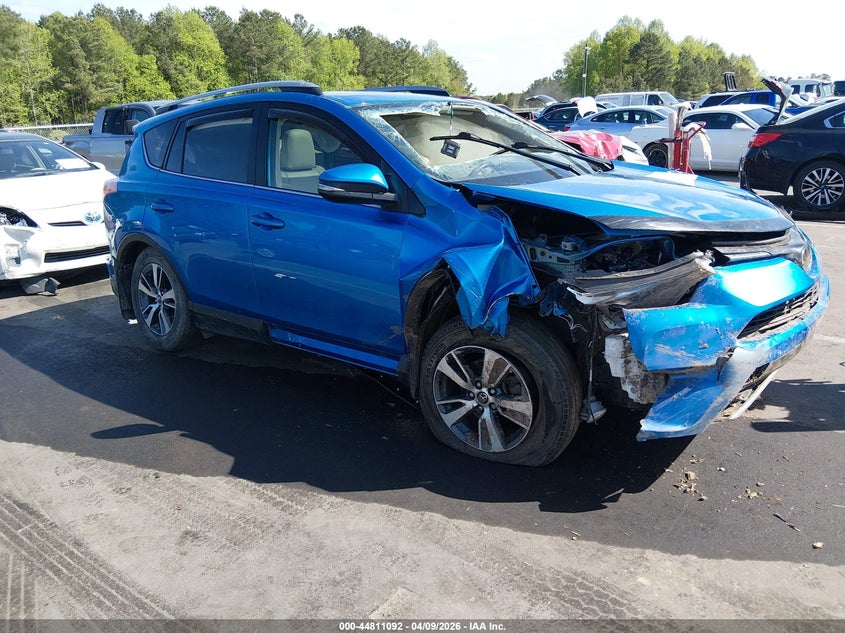 TOYOTA RAV4 XLE 2018