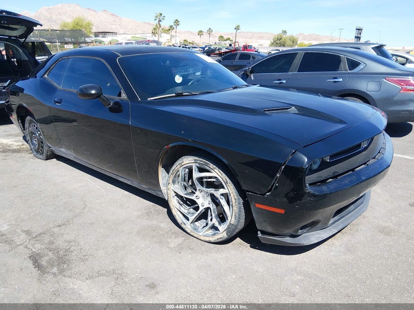 2015 Dodge Challenger Sxt