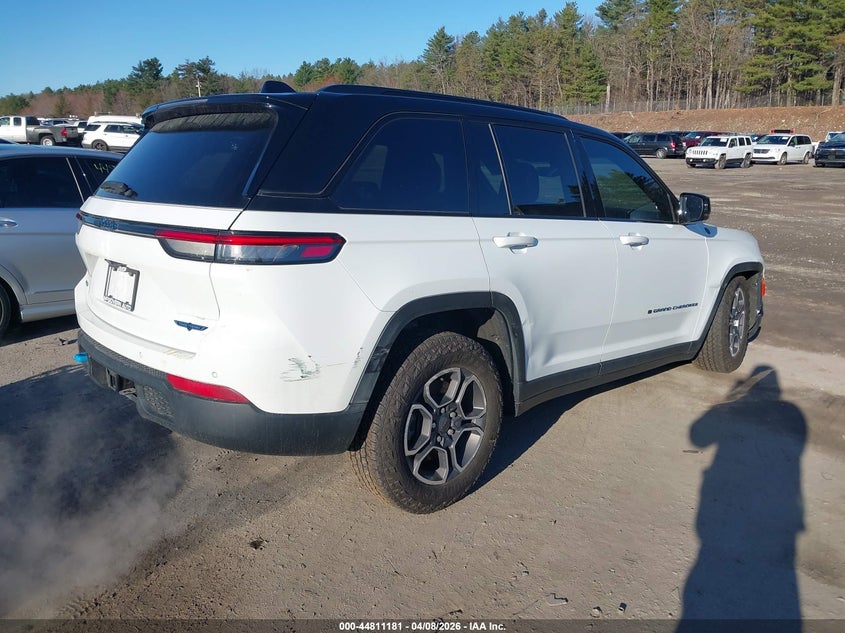 2023 JEEP GRAND CHEROKEE 4XE auction photo 4