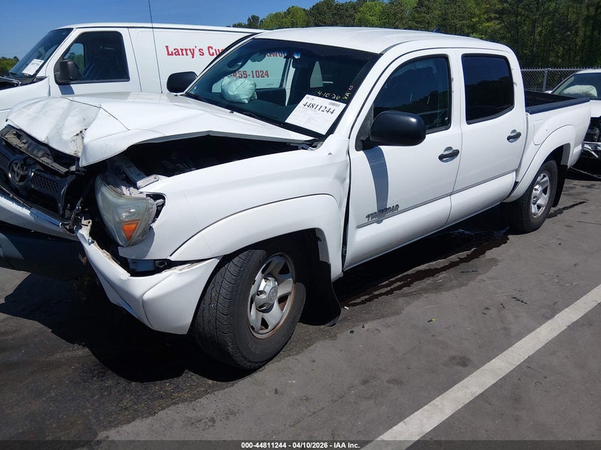 5TFJU4GN1FX089692 2015 TOYOTA TACOMA PRERUNNER V6 photo 1