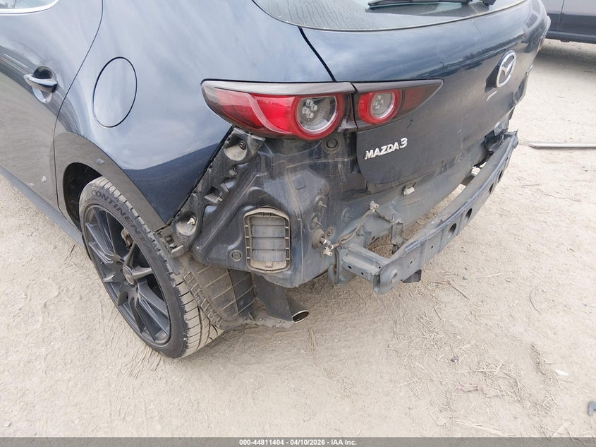 2021 Mazda Mazda3 Select VIN: JM1BPAKLXM1339432 Lot: 44811404