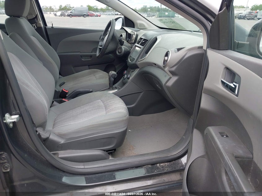 2015 Chevrolet Sonic Lt Auto