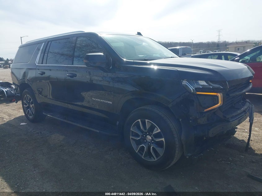 2022 Chevrolet Suburban 4Wd Lt