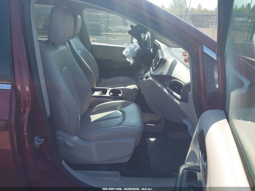 2021 Chrysler Voyager Lxi