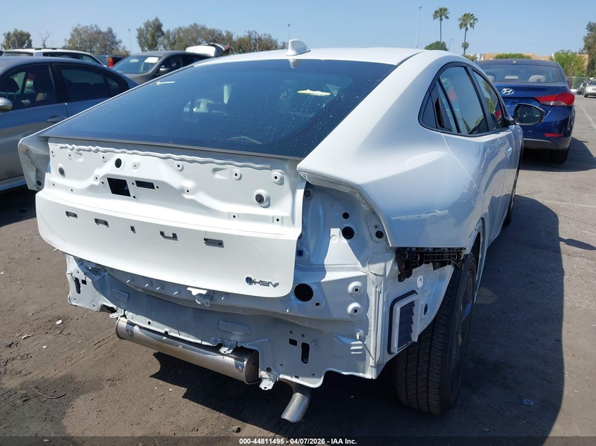 2025 Toyota Prius Le