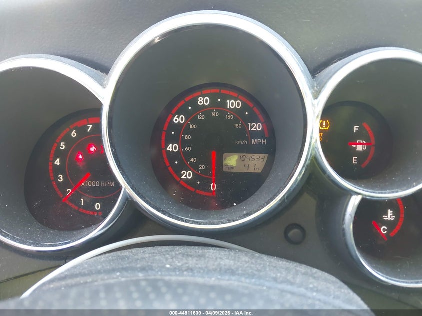 2005 Toyota Matrix Xr VIN: 2T1LR32EX5C469543 Lot: 44811630