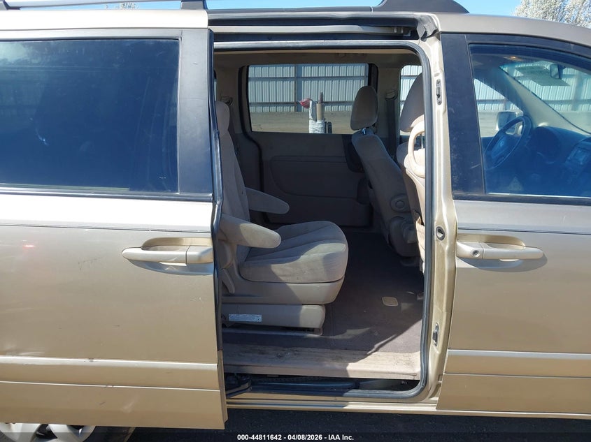 2009 Kia Sedona Lx VIN: KNDMB233X96272269 Lot: 44811642