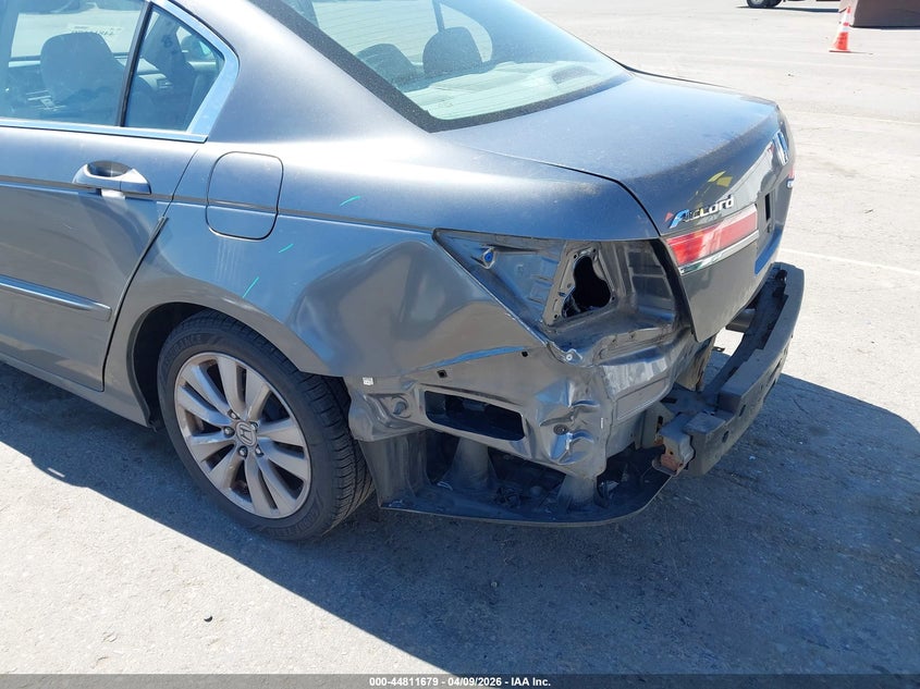 2012 Honda Accord 2.4 2.4 Ex-L grey Lot 111044811679 Vin 1HGCP2F88CA201632
