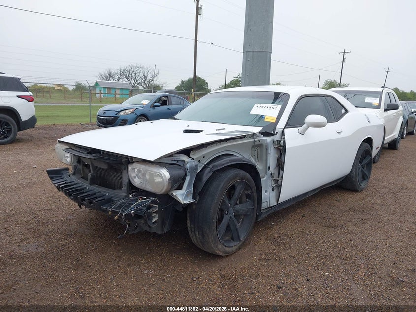 Vin: 2c3cdybt1dh530975, lot: 45309130, dodge challenger r/t 20132