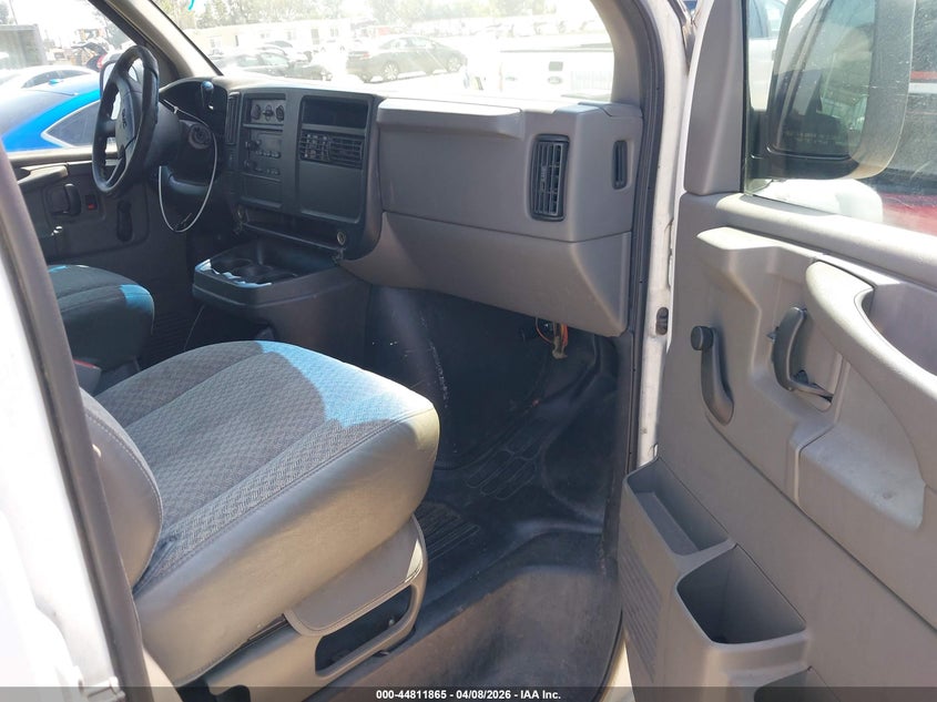 2003 GMC Savana Standard