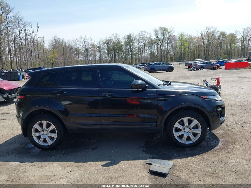 2017 Land Rover Range Rover Evoque Se/Se Premium VIN: SALVP2BG8HH172984 Lot: 44811883