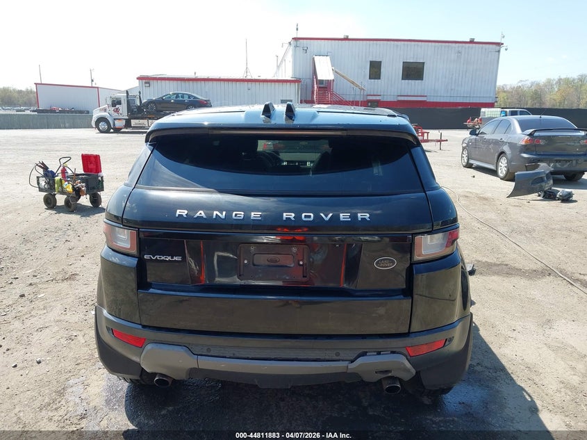 2017 Land Rover Range Rover Evoque Se/Se Premium VIN: SALVP2BG8HH172984 Lot: 44811883