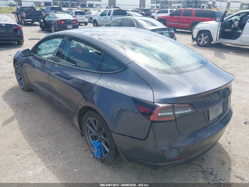 2022 Tesla Model 3 Rear-Wheel Drive