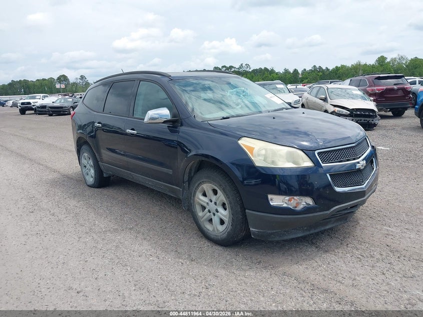 Vin: 1gnkreed5bj221542, lot: 45309232, chevrolet traverse ls 2011 img_1
