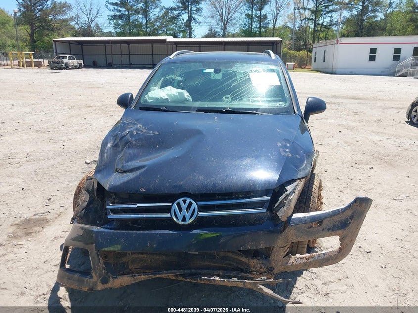 2014 Volkswagen Touareg X VIN: WVGEP9BP6ED011810 Lot: 44812039