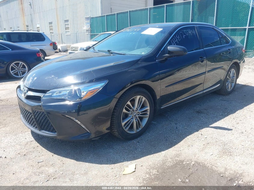 2016 Toyota Camry Se