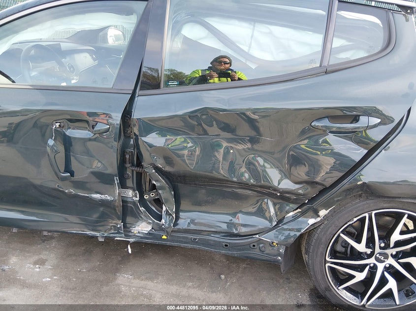 2022 Kia Stinger Gt-Line VIN: KNAE35LD9N6115951 Lot: 44812095