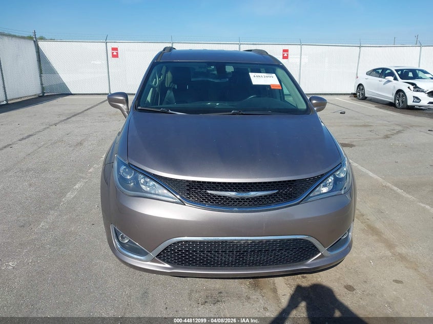 CHRYSLER PACIFICA - zdjęcie 12