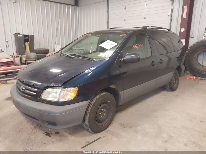 2002 Toyota Sienna Ce