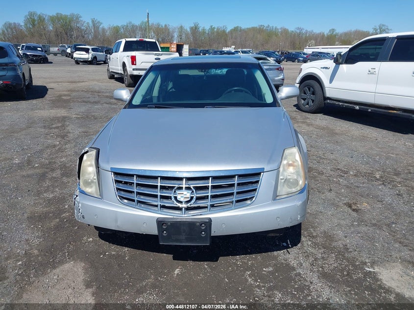 2009 Cadillac Dts 1Sc VIN: 1G6KD57Y29U108165 Lot: 44812107