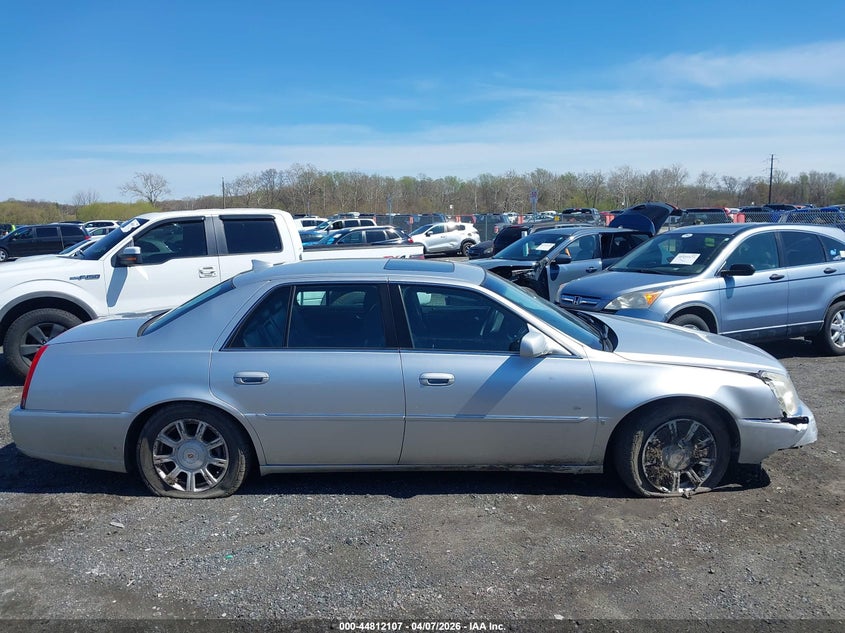 2009 Cadillac Dts 1Sc VIN: 1G6KD57Y29U108165 Lot: 44812107