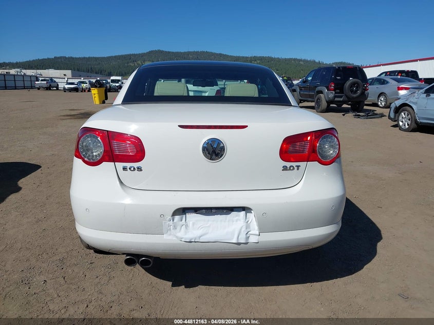 2008 Volkswagen Eos Lux VIN: WVWFA71F88V015914 Lot: 44812163