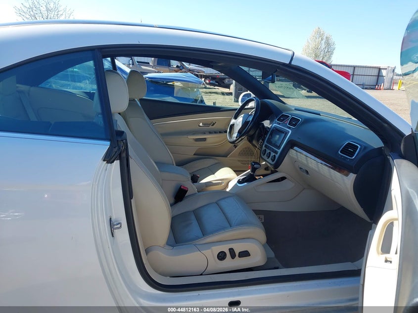 2008 Volkswagen Eos Lux