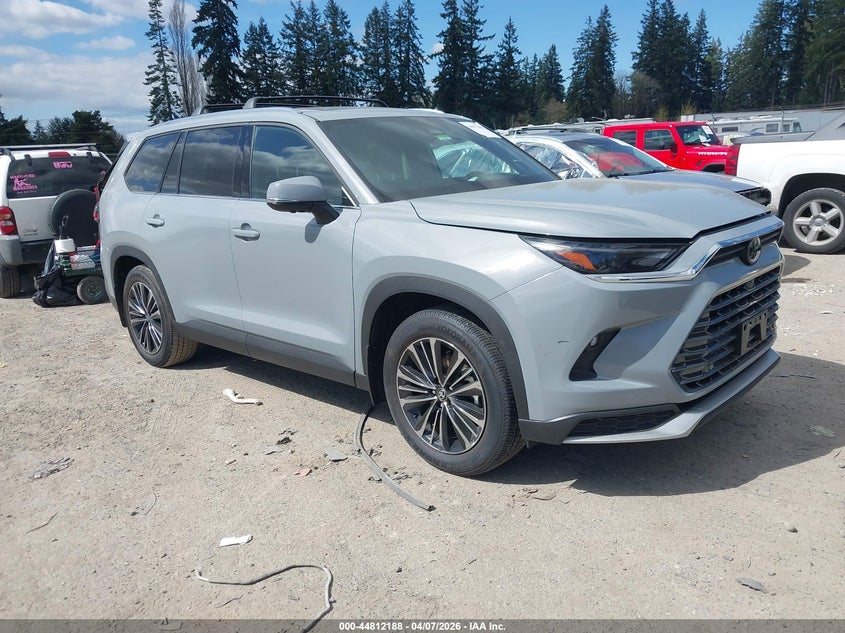 2025 Toyota Grand Highlander Hybrid Platinum Max